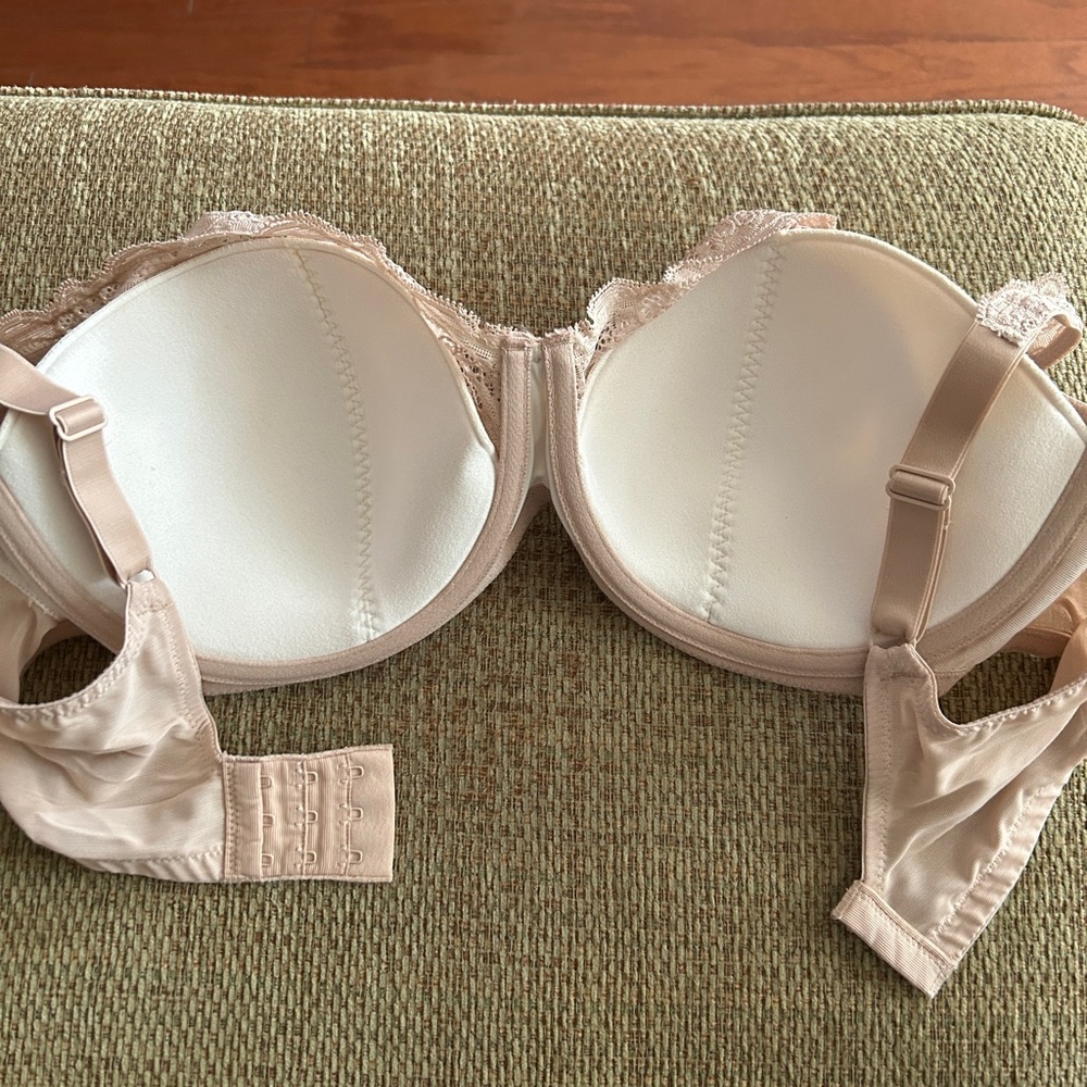 Bra - Picture 3 of 4